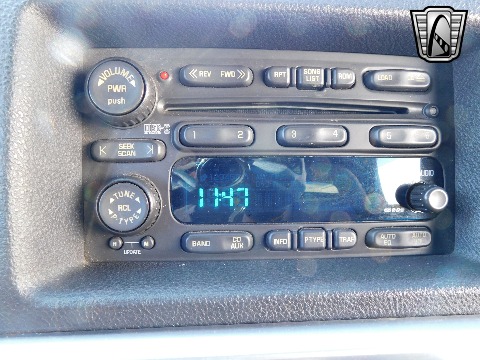 2004 Chevrolet SSR image 81