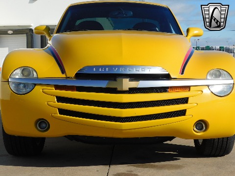2004 Chevrolet SSR image 30