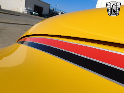 2004 Chevrolet SSR image 34