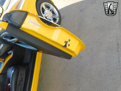 2004 Chevrolet SSR image 94