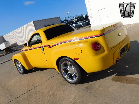 2004 Chevrolet SSR image 122
