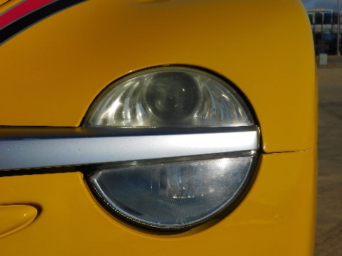 2004 Chevrolet SSR image 28