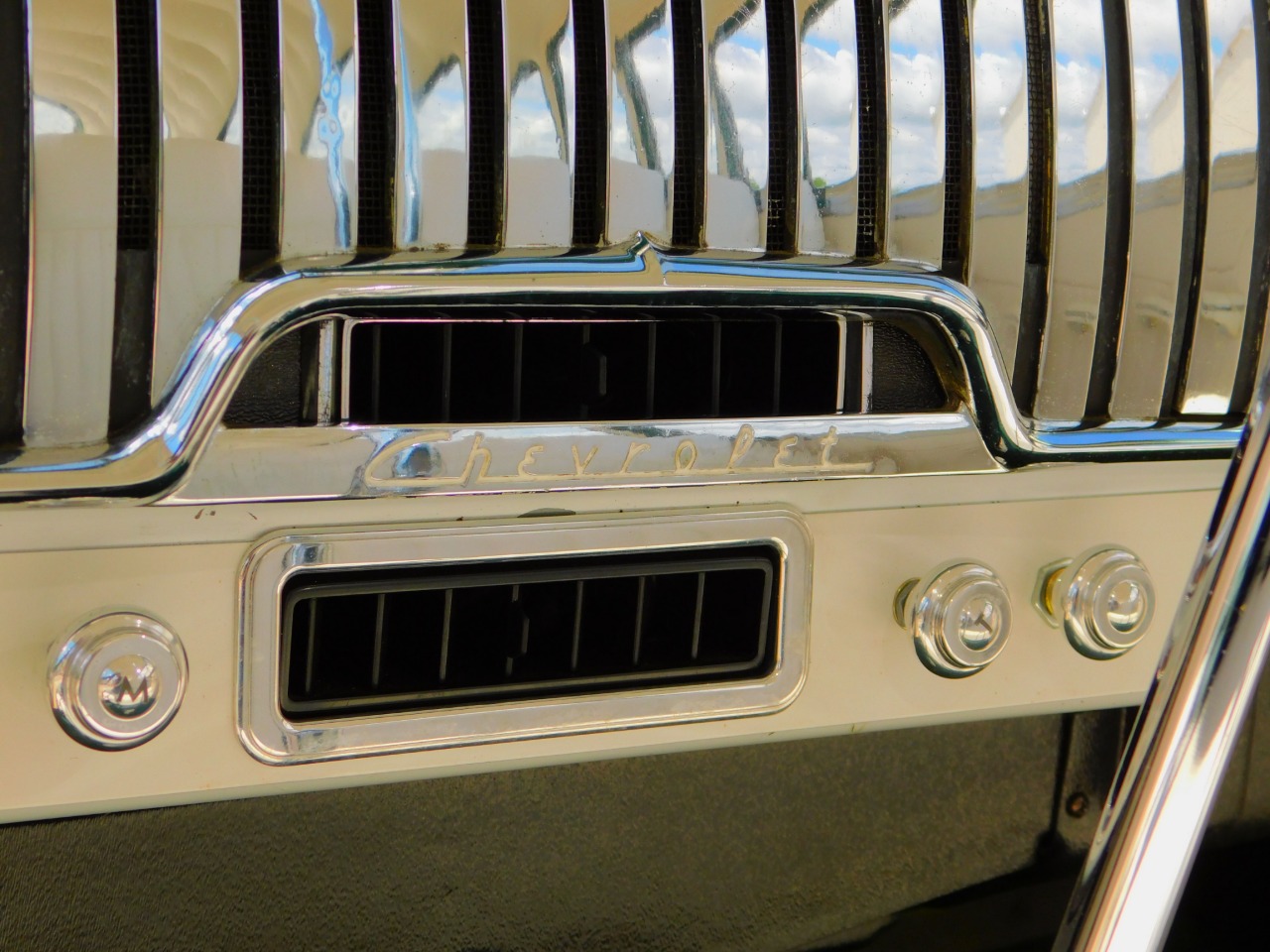 1951 Chevrolet Special / Deluxe 85