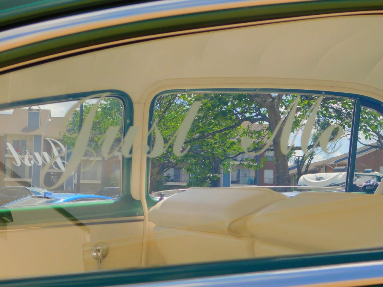 1951 Chevrolet Special / Deluxe 73