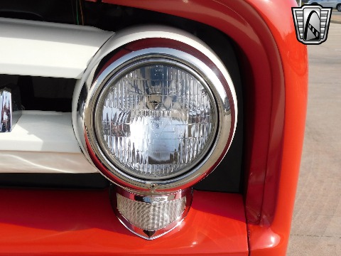 1953 Ford F100 image 36