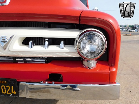 1953 Ford F100 image 38