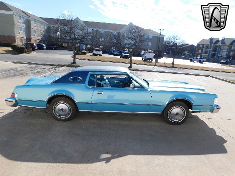 1975 Lincoln Continental image 30