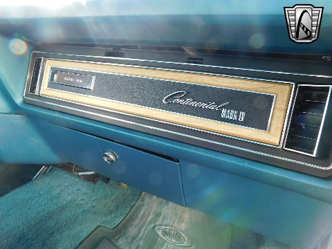 1975 Lincoln Continental image 109