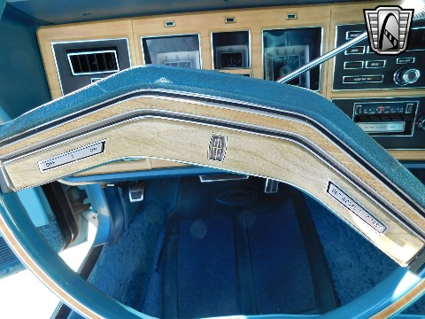 1975 Lincoln Continental image 84