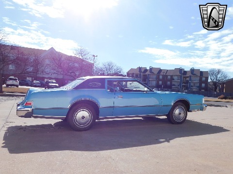 1975 Lincoln Continental image 10