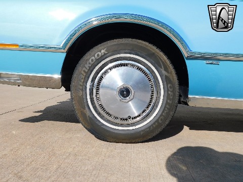 1975 Lincoln Continental image 116