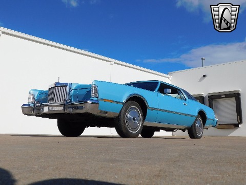 1975 Lincoln Continental image 16
