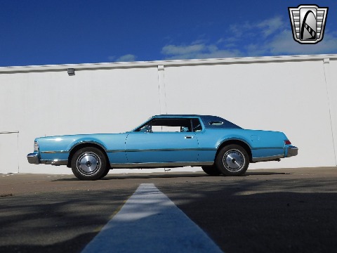 1975 Lincoln Continental image 17