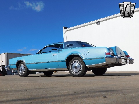 1975 Lincoln Continental image 18