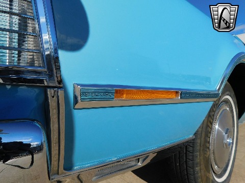 1975 Lincoln Continental image 45