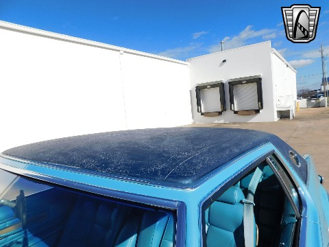 1975 Lincoln Continental image 50