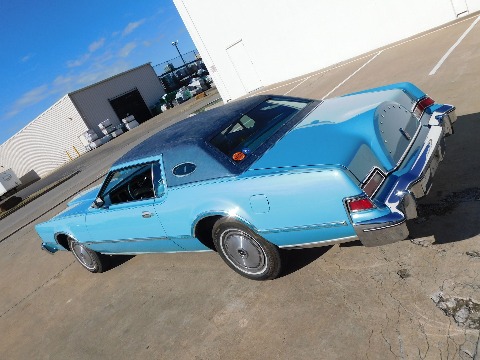 1975 Lincoln Continental image 27