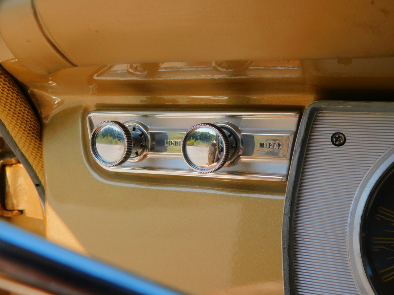 1965 Plymouth Barracuda 81