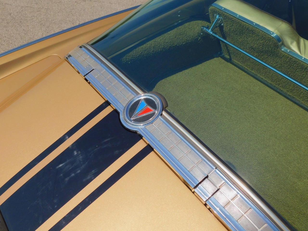 1965 Plymouth Barracuda 8