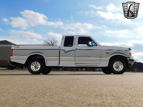 1996 Ford F150 image 38