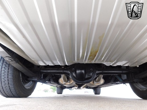 1966 Ford Fairlane image 103