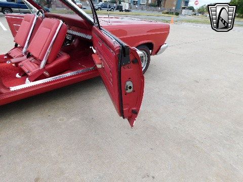 1966 Ford Fairlane image 81