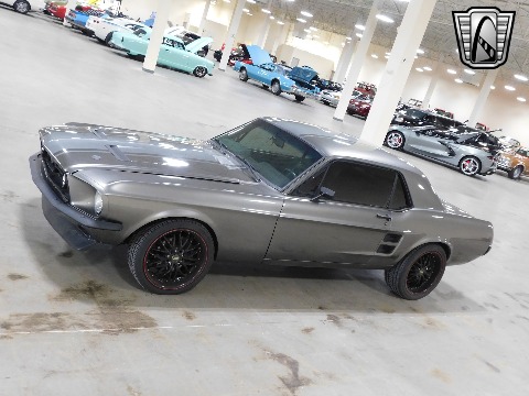 1967 Ford Mustang image 11