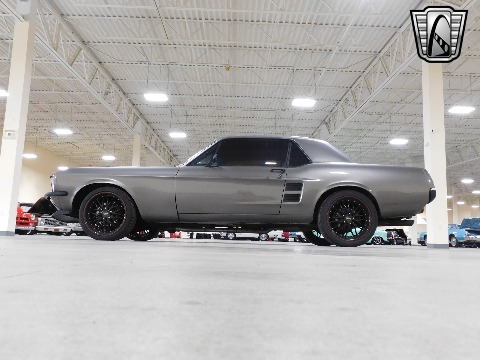 1967 Ford Mustang image 21