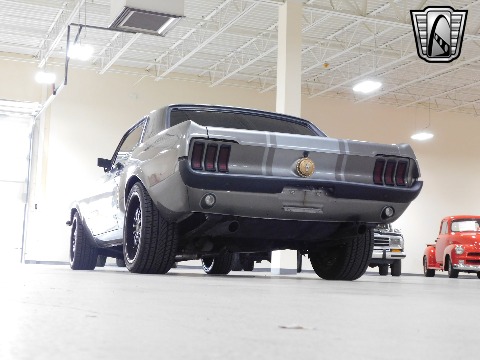 1967 Ford Mustang image 24