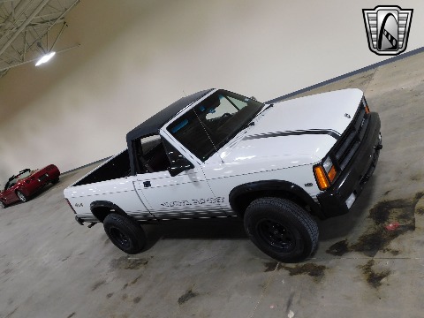1989 Dodge Dakota image 17
