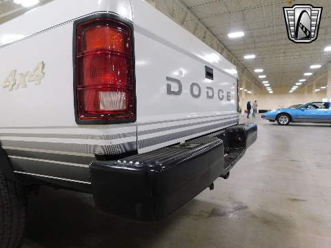 1989 Dodge Dakota image 50